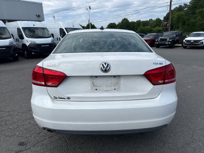 2012 Volkswagen Passat TDI SE w/Sunroof