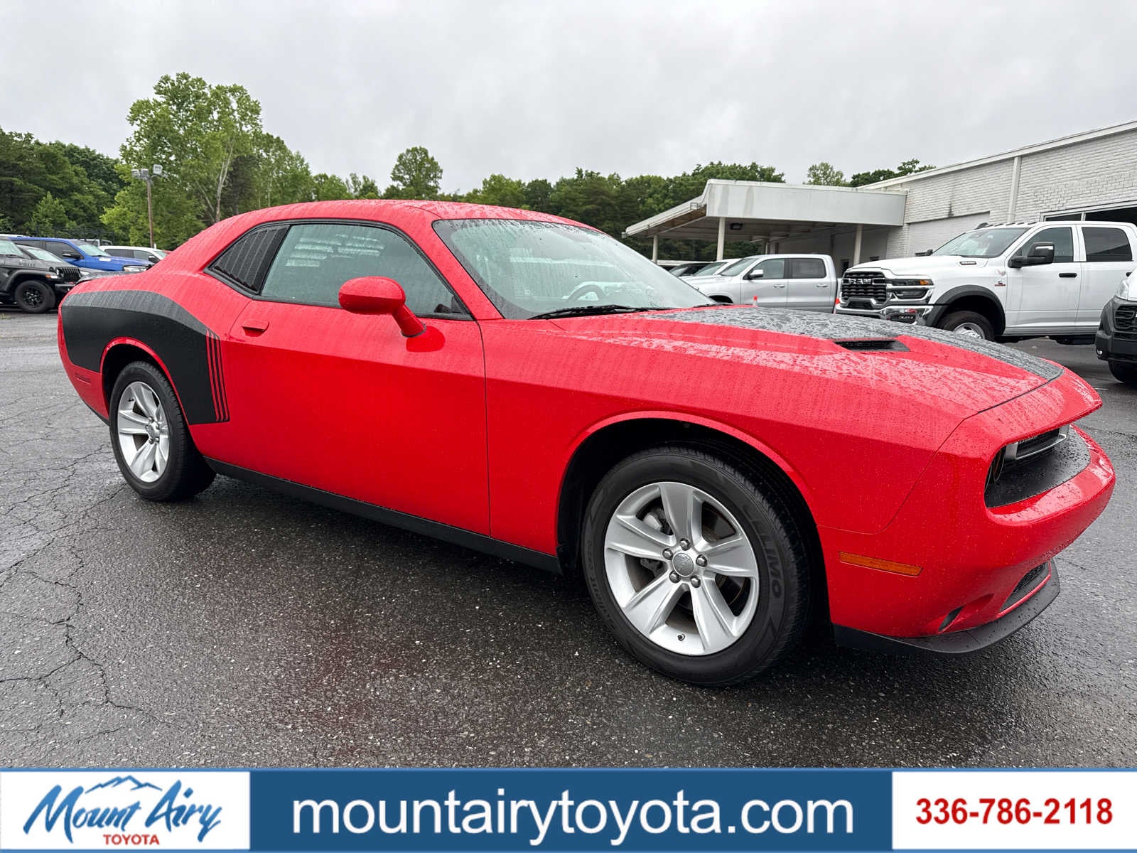 2023 Dodge Challenger SXT Auto's photo