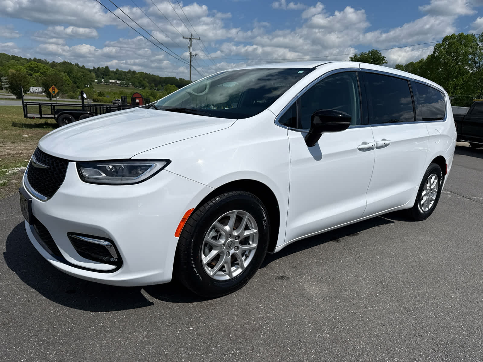 2024 Chrysler Pacifica Touring L