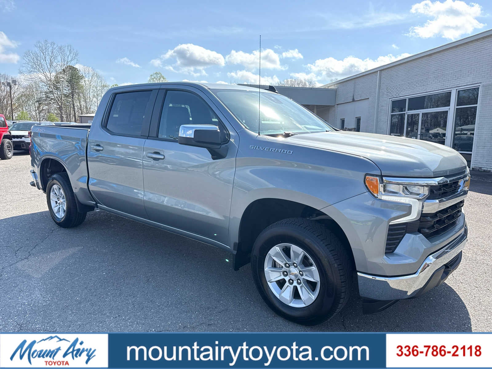 2025 Chevrolet Silverado 1500 LT
