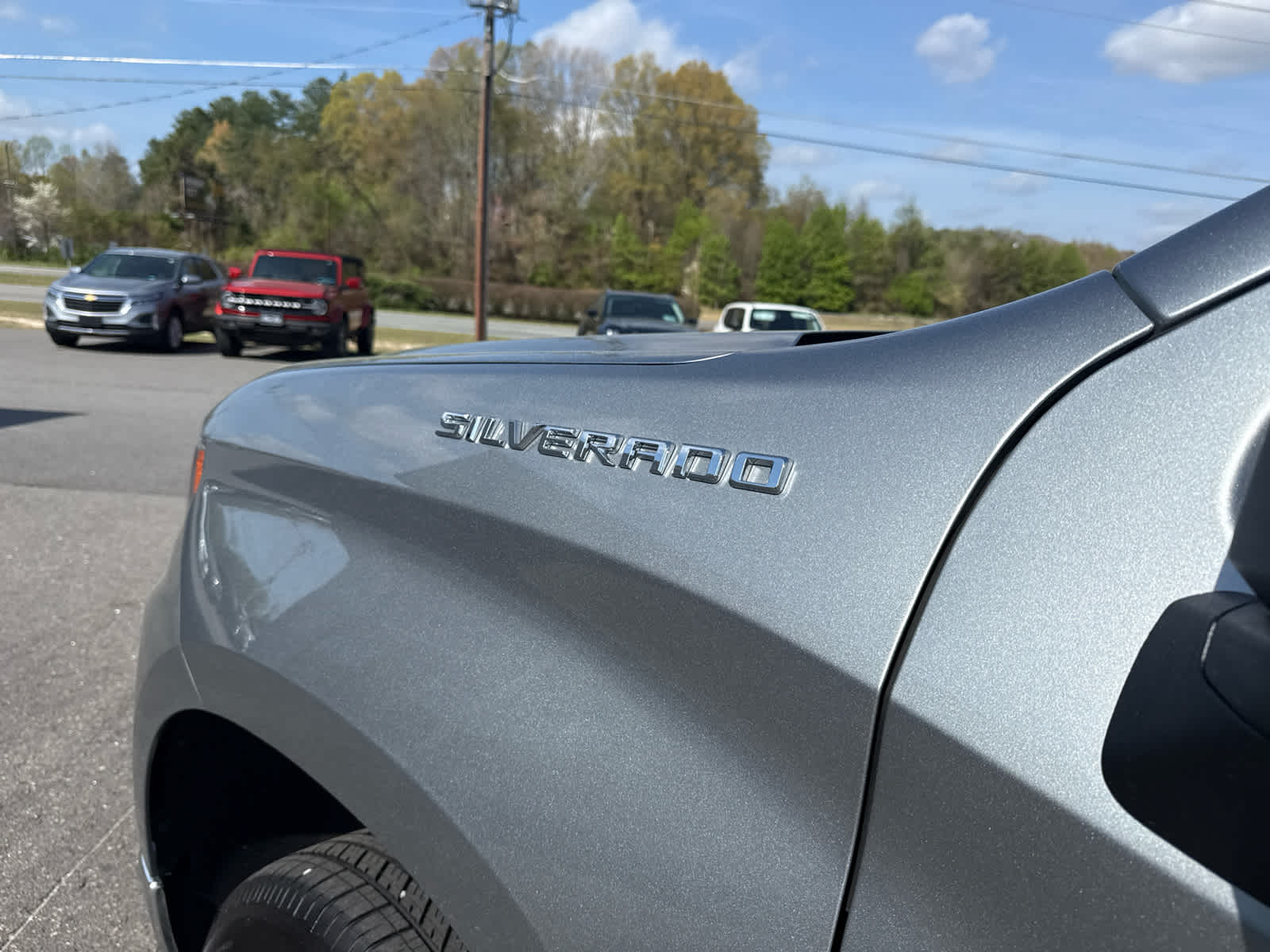 2025 Chevrolet Silverado 1500 LT