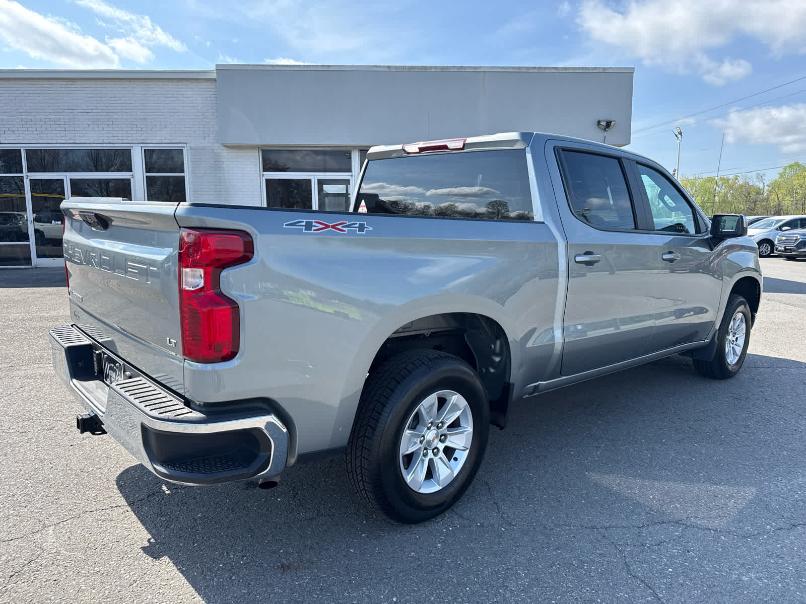2025 Chevrolet Silverado 1500 LT