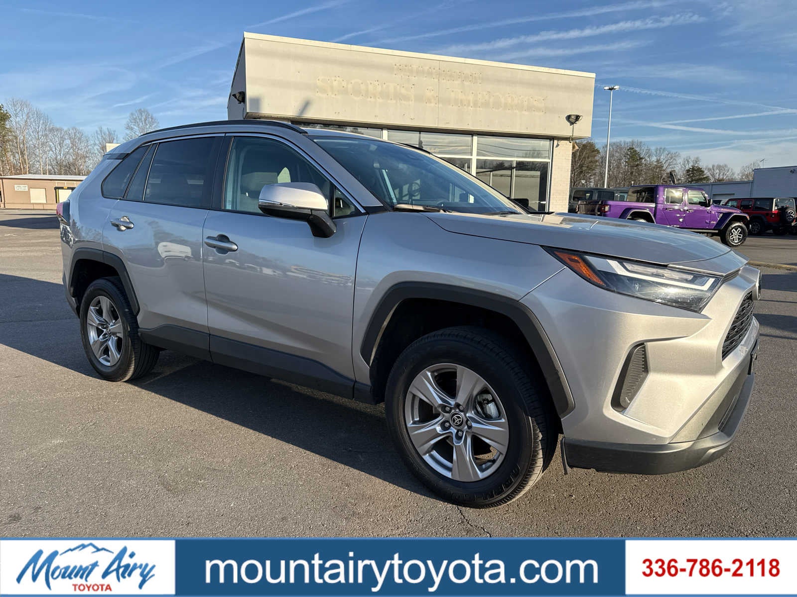 2025 Toyota RAV4 XLE