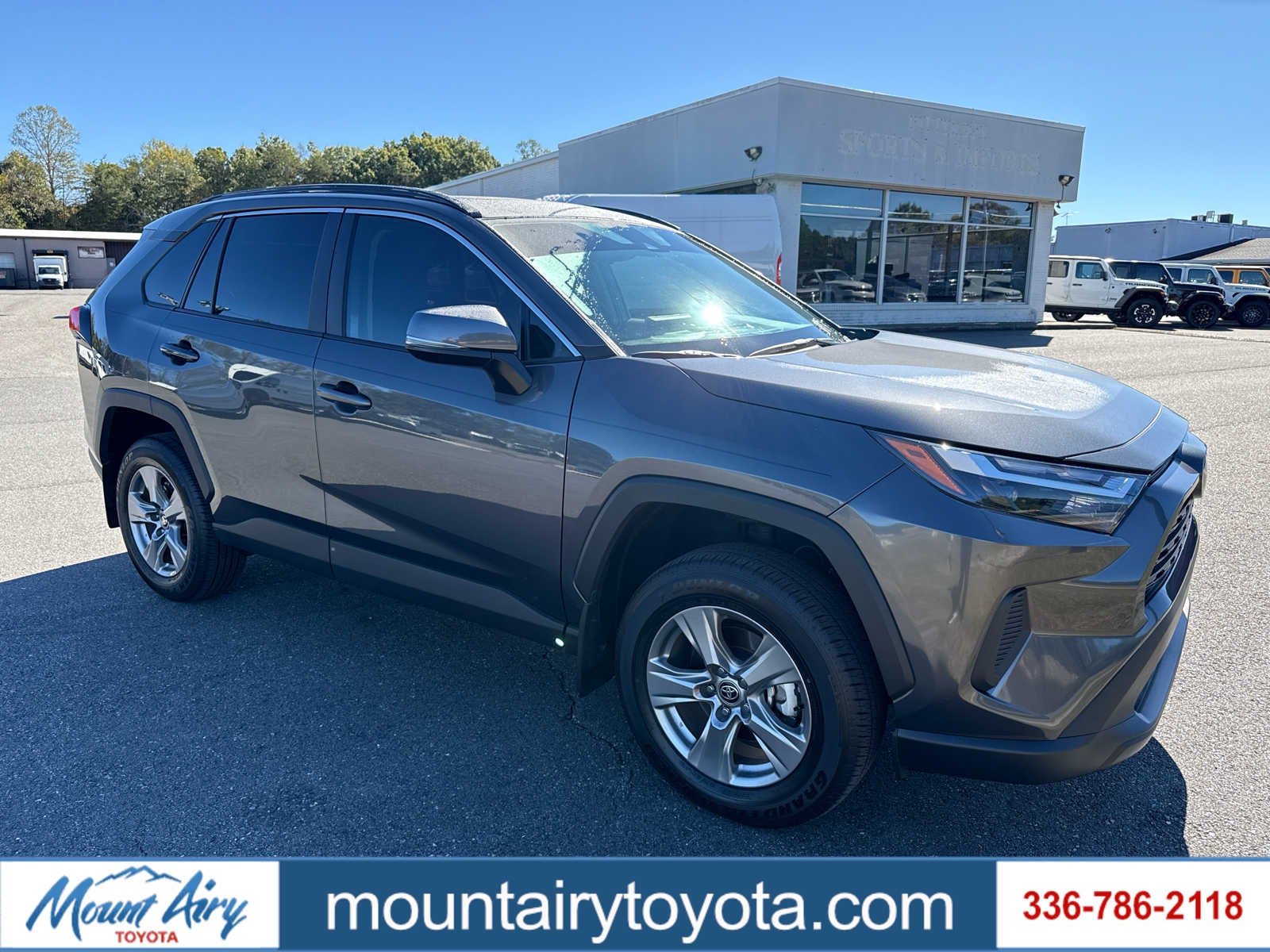 2025 Toyota RAV4 XLE