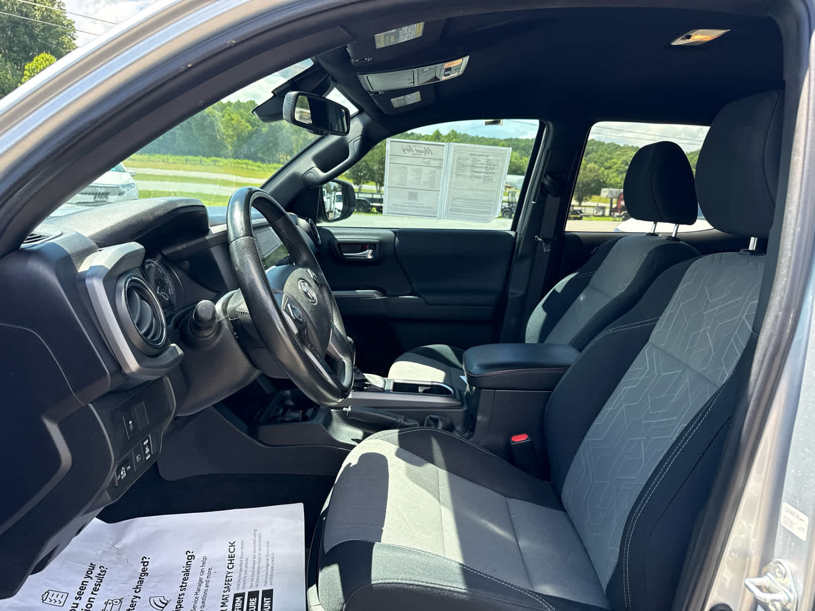 2022 Toyota Tacoma TRD Sport