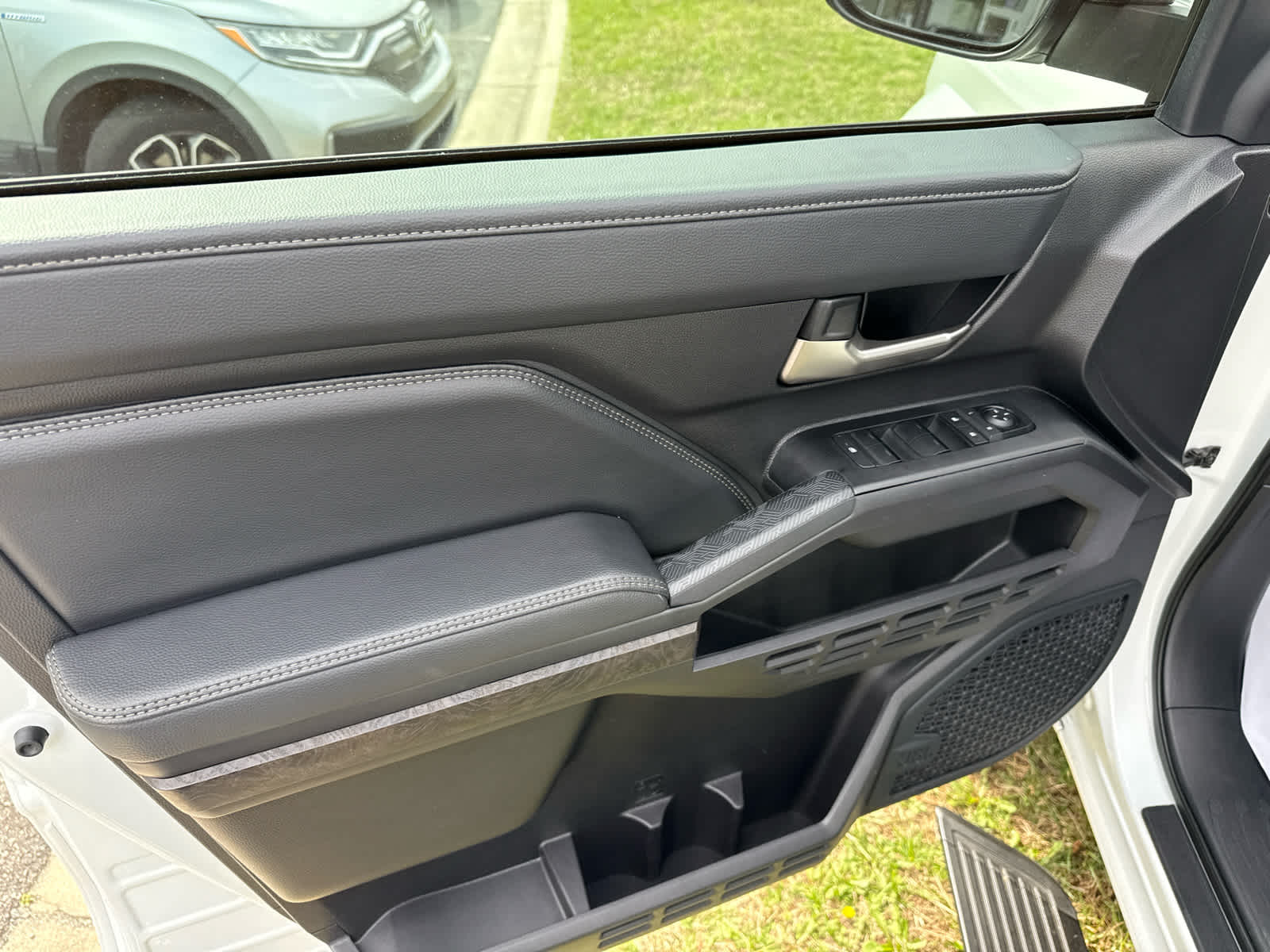 2024 Toyota Tacoma Limited Hybrid