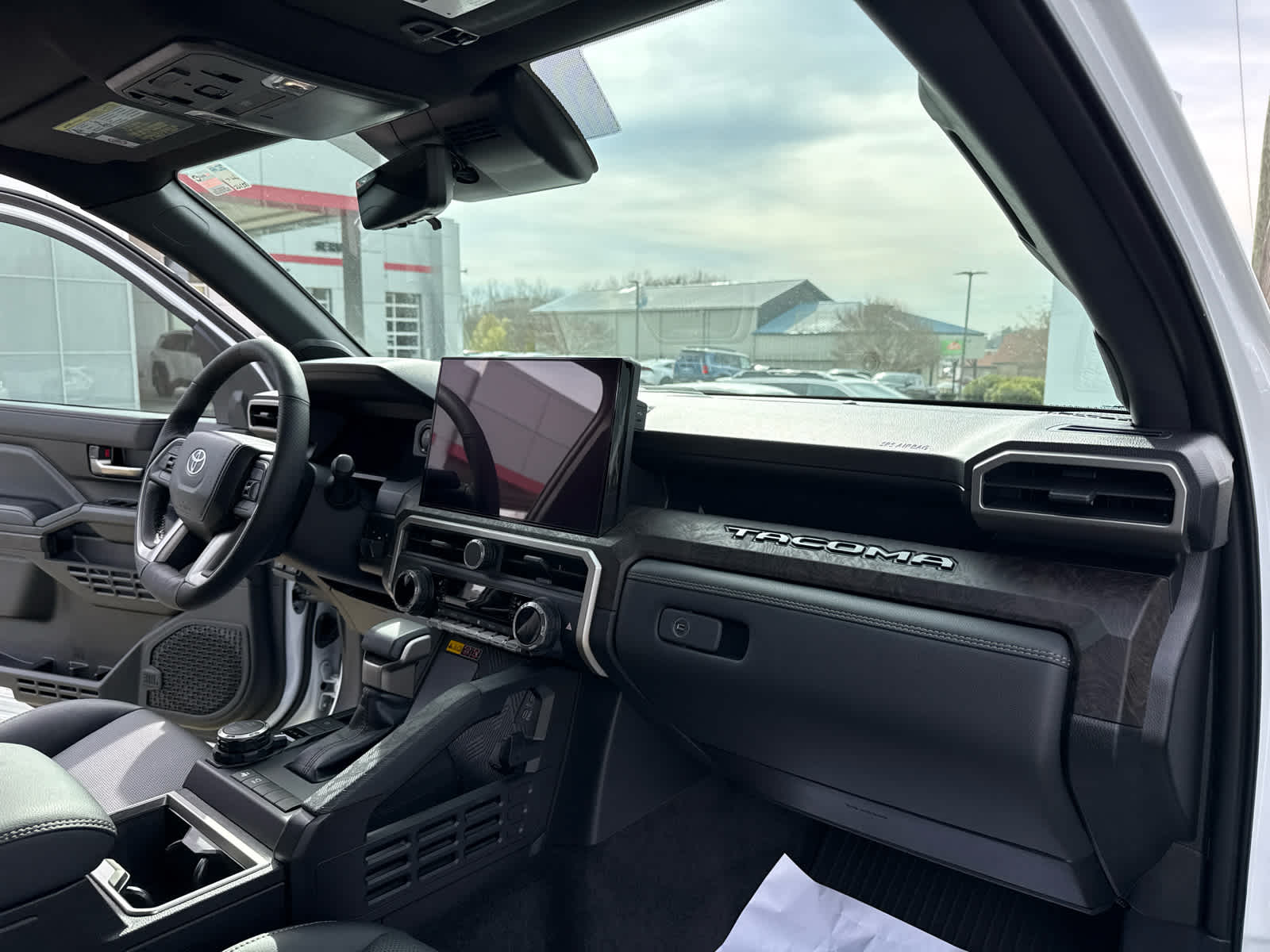 2024 Toyota Tacoma Limited Hybrid