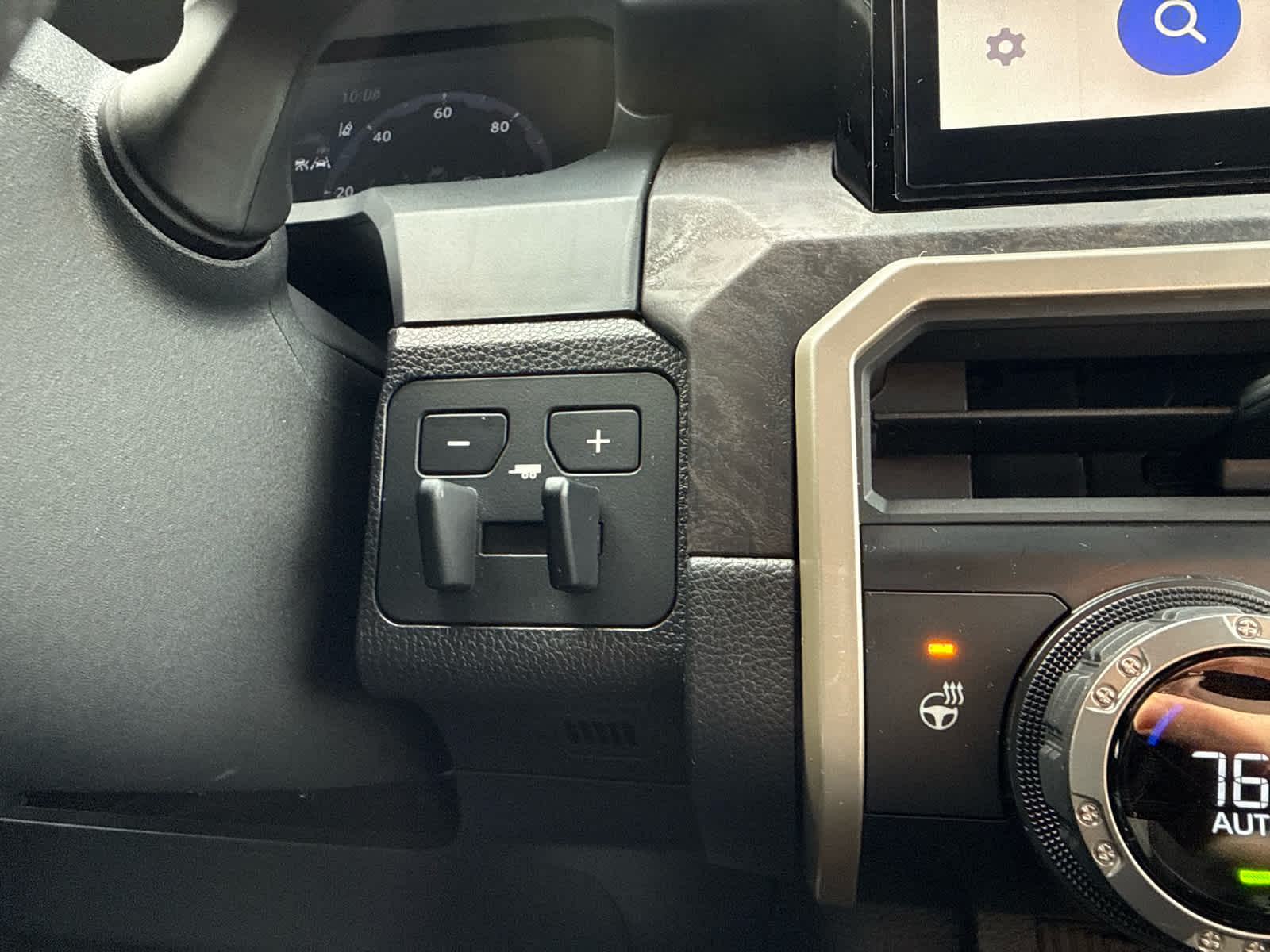 2024 Toyota Tacoma Limited Hybrid