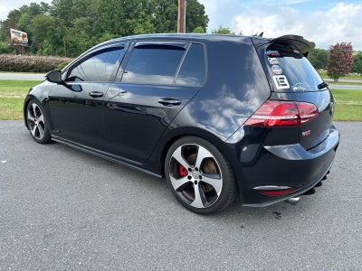 2017 Volkswagen Golf GTI SE