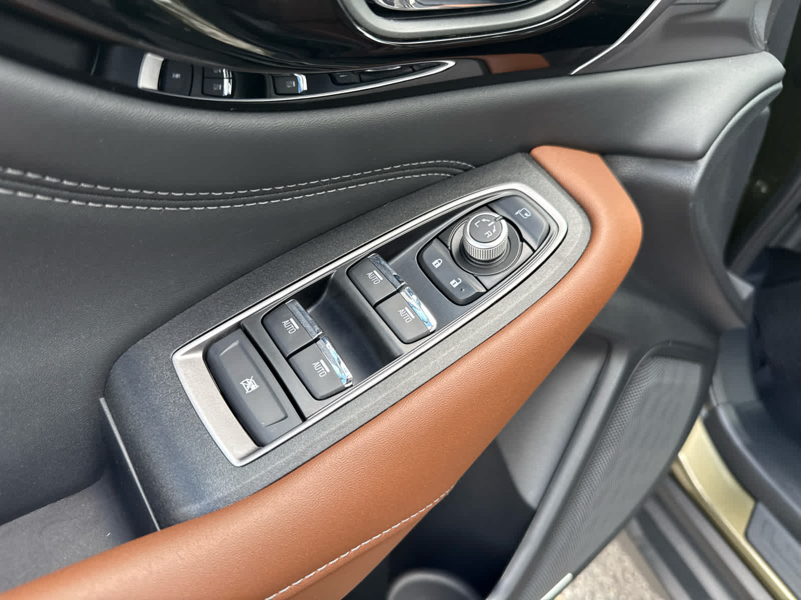 2025 Subaru Outback Touring XT