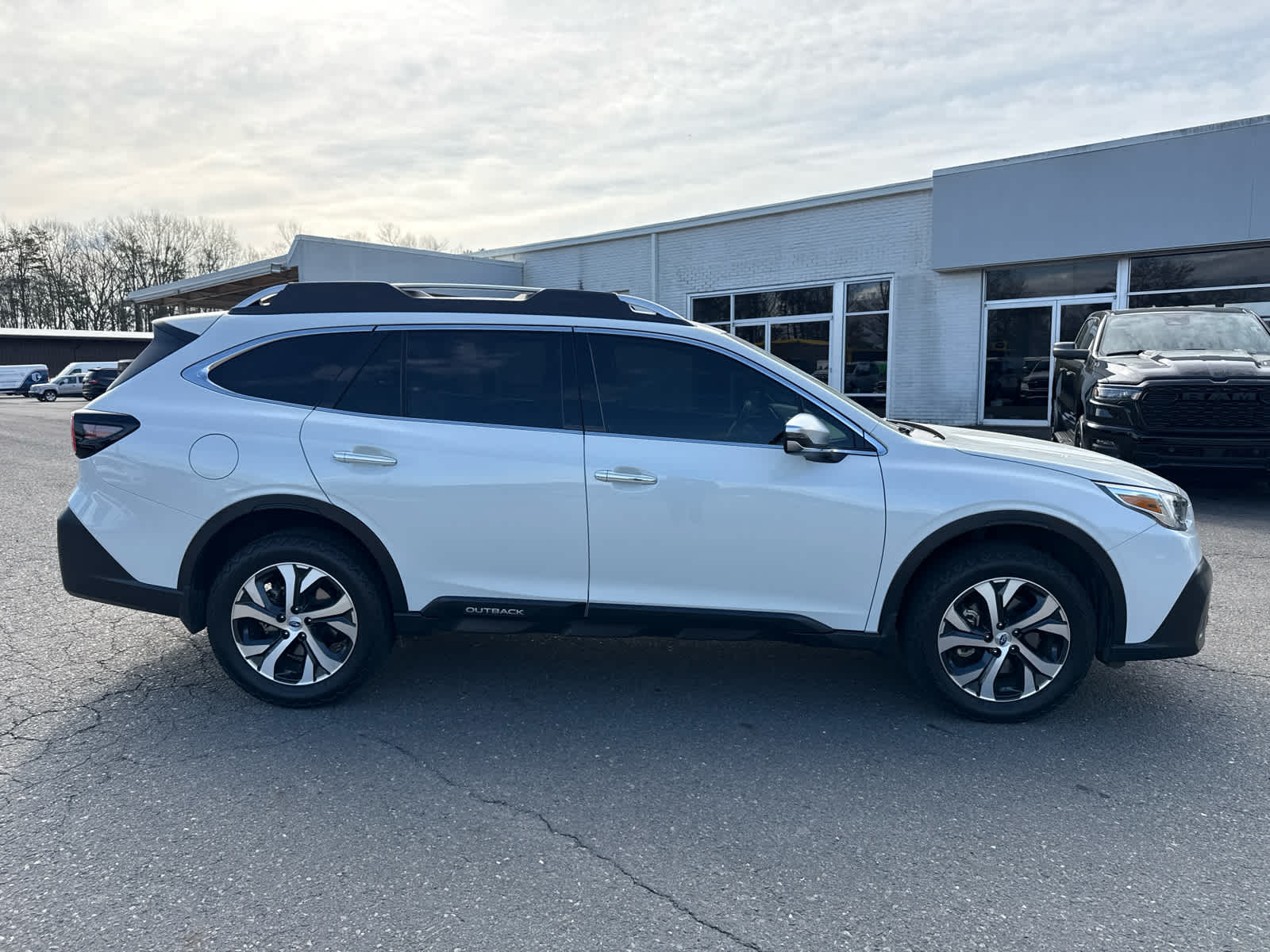 2020 Subaru Outback Touring XT