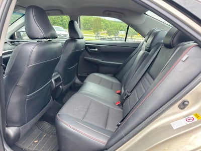 2016 Toyota Camry SE