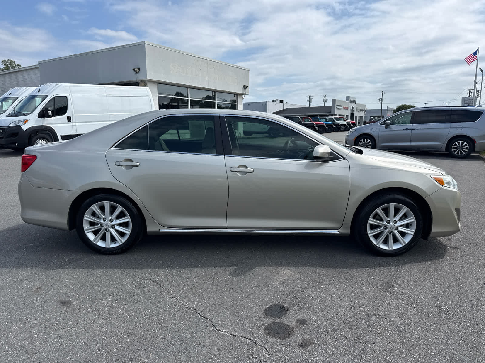 2014 Toyota Camry XLE