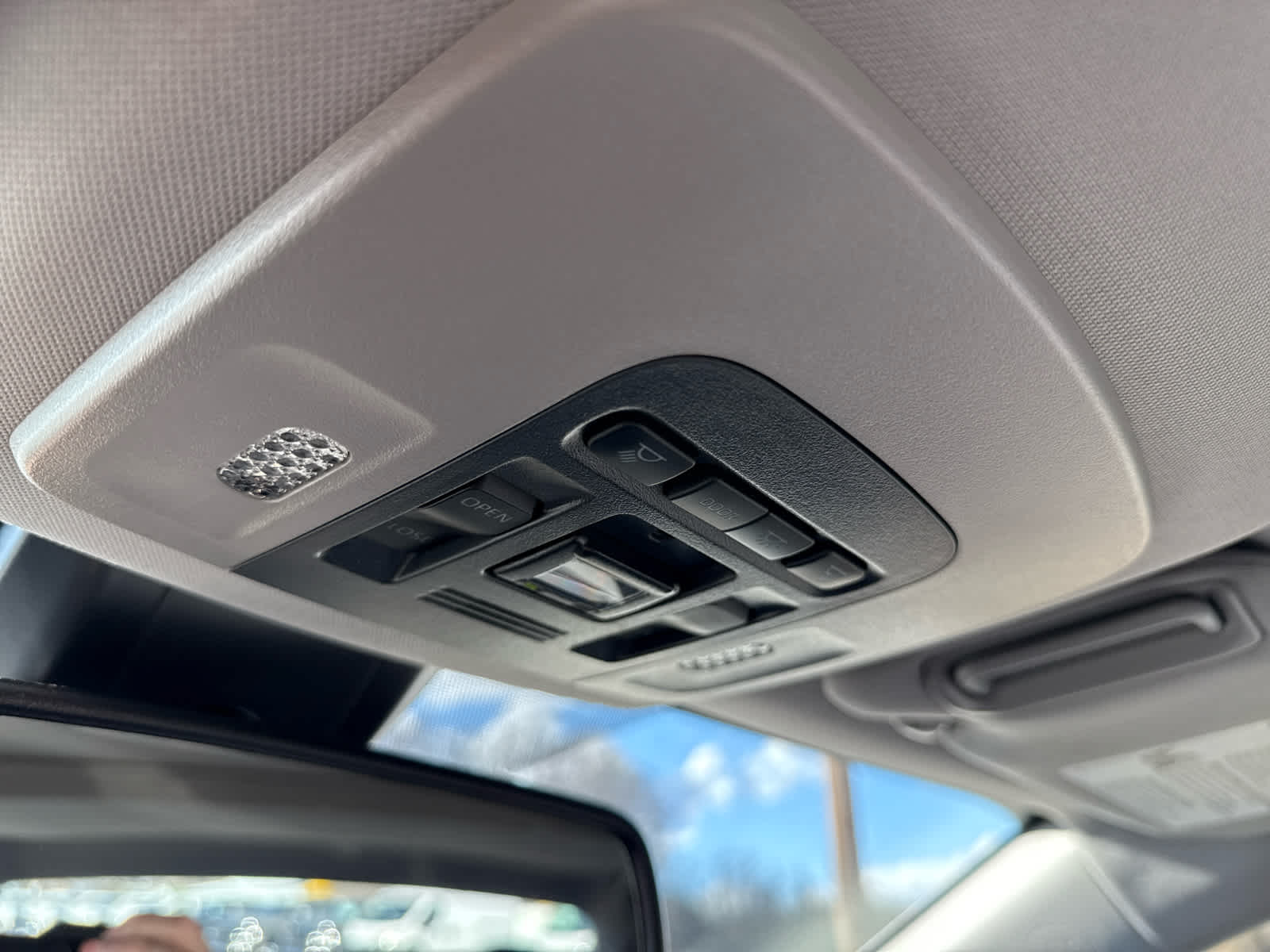 2024 Toyota Camry Hybrid LE