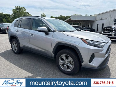 2022 Toyota RAV4 Hybrid XLE
