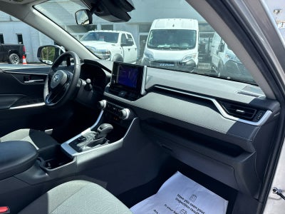2023 Toyota RAV4 Hybrid XLE