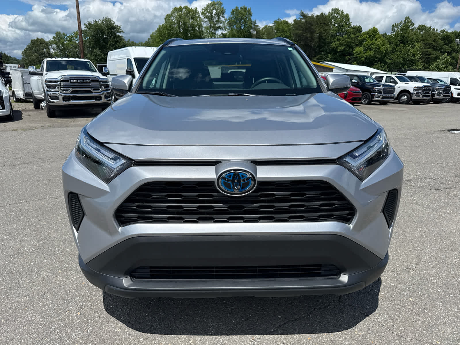 2023 Toyota RAV4 Hybrid XLE