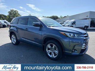 2017 Toyota Highlander Limited