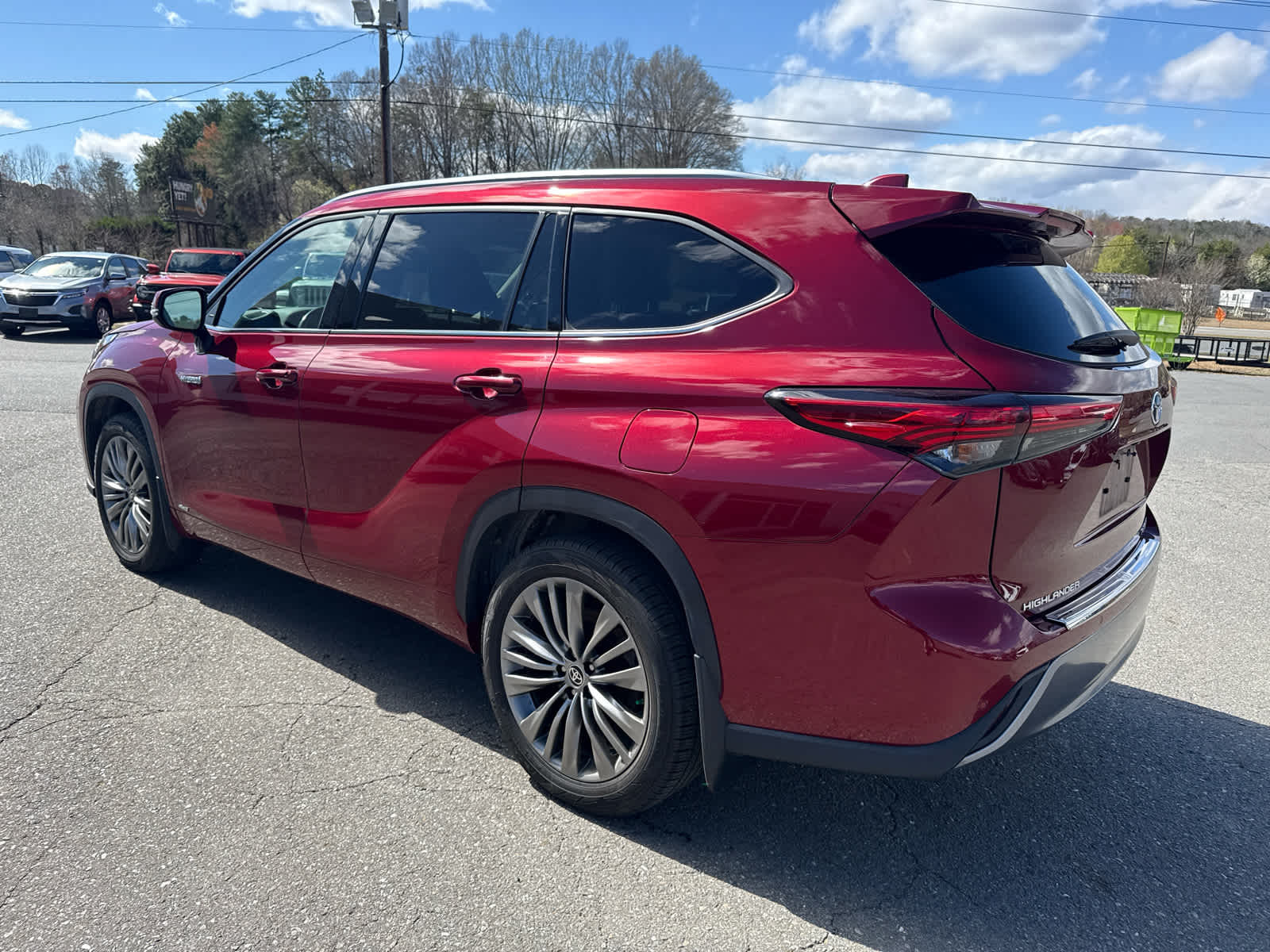 2021 Toyota Highlander Hybrid Platinum