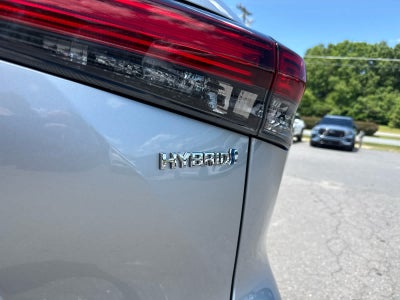 2023 Toyota Highlander Hybrid Platinum