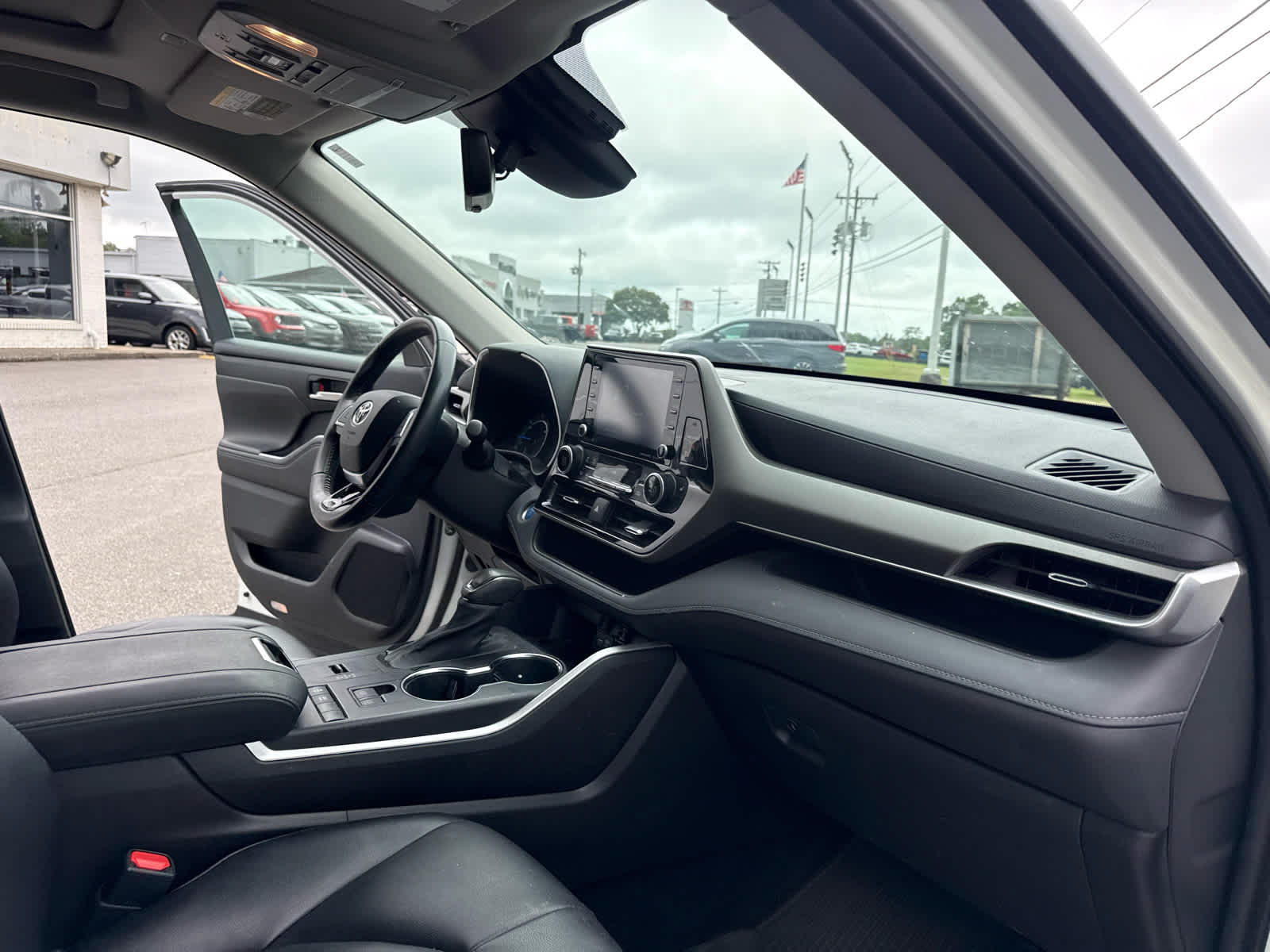 2021 Toyota Highlander Hybrid XLE