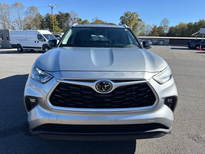 2024 Toyota Highlander XLE