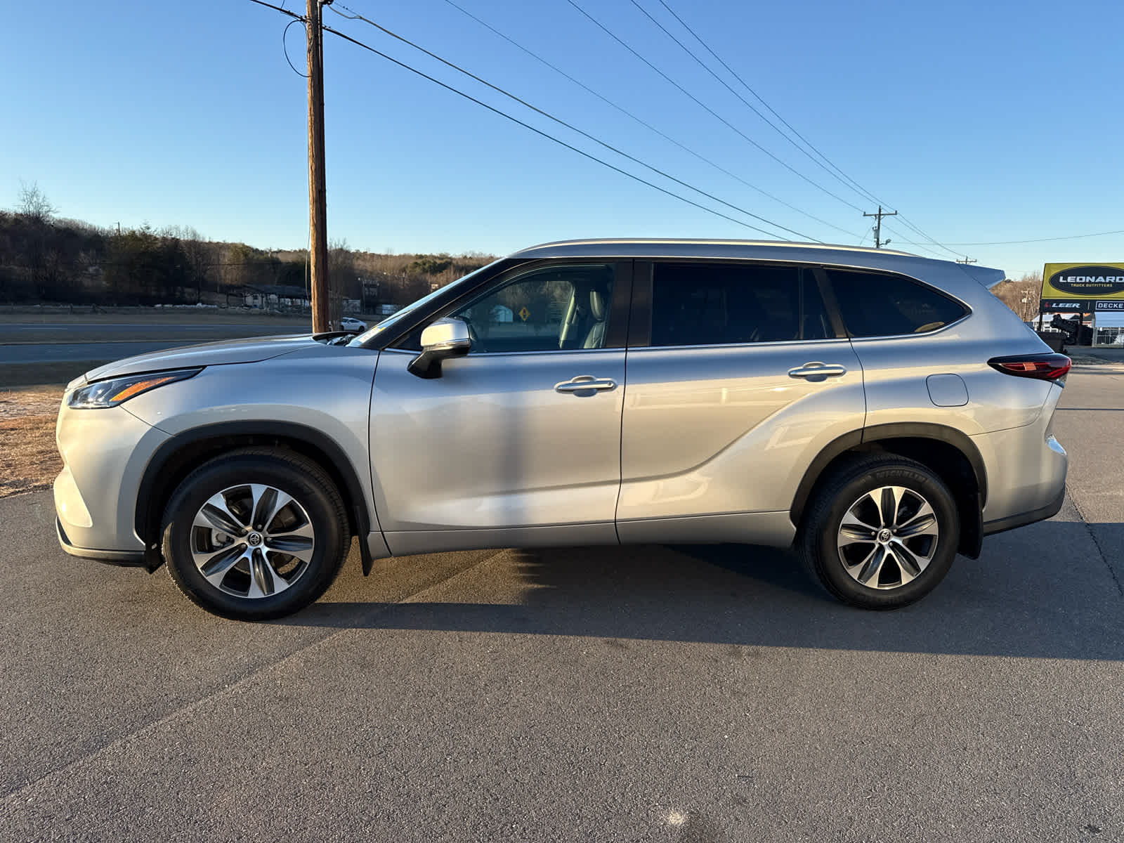 2025 Toyota Highlander XLE
