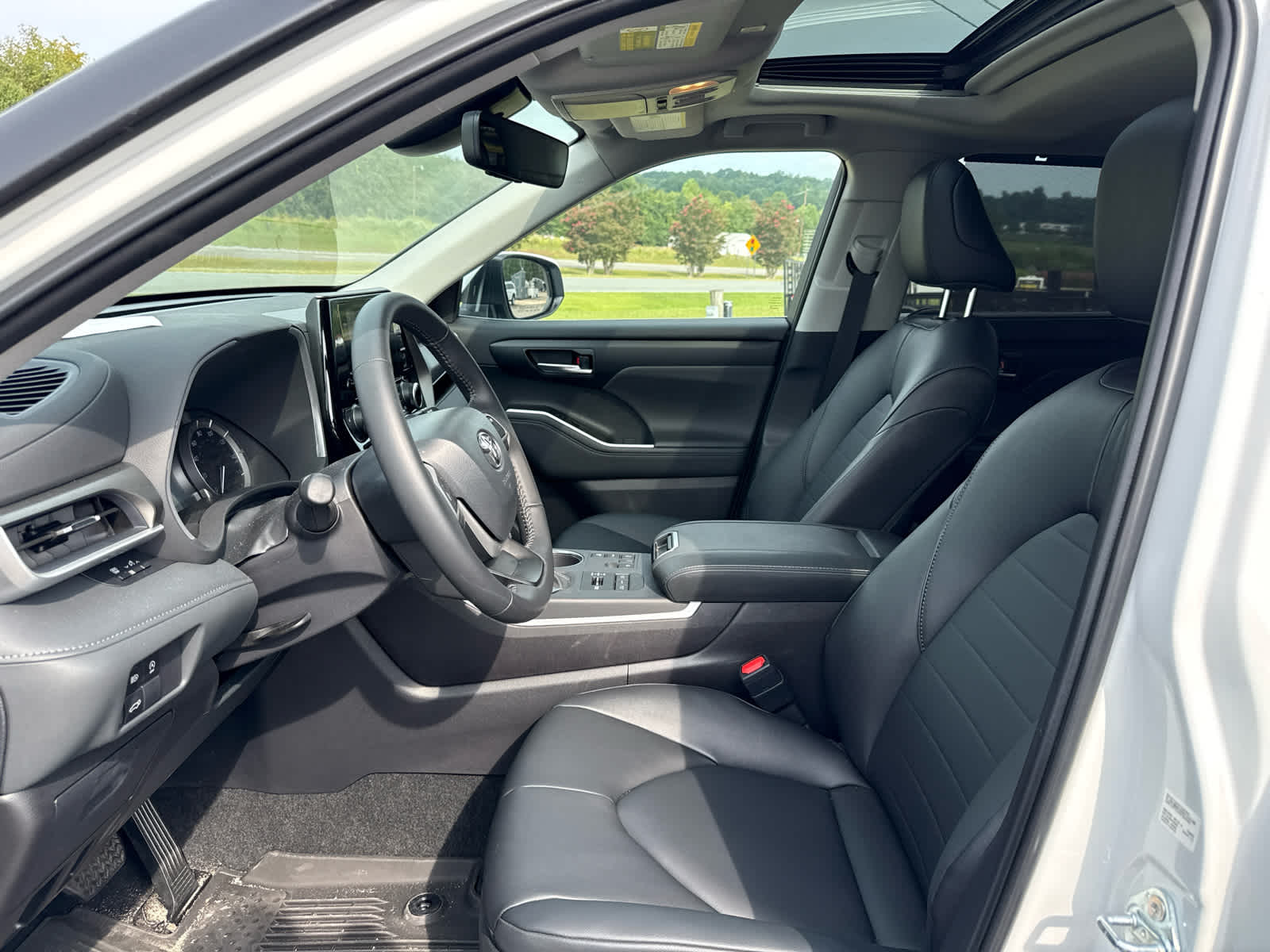 2025 Toyota Highlander XLE