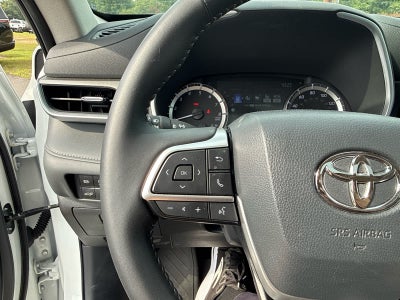 2025 Toyota Highlander XLE