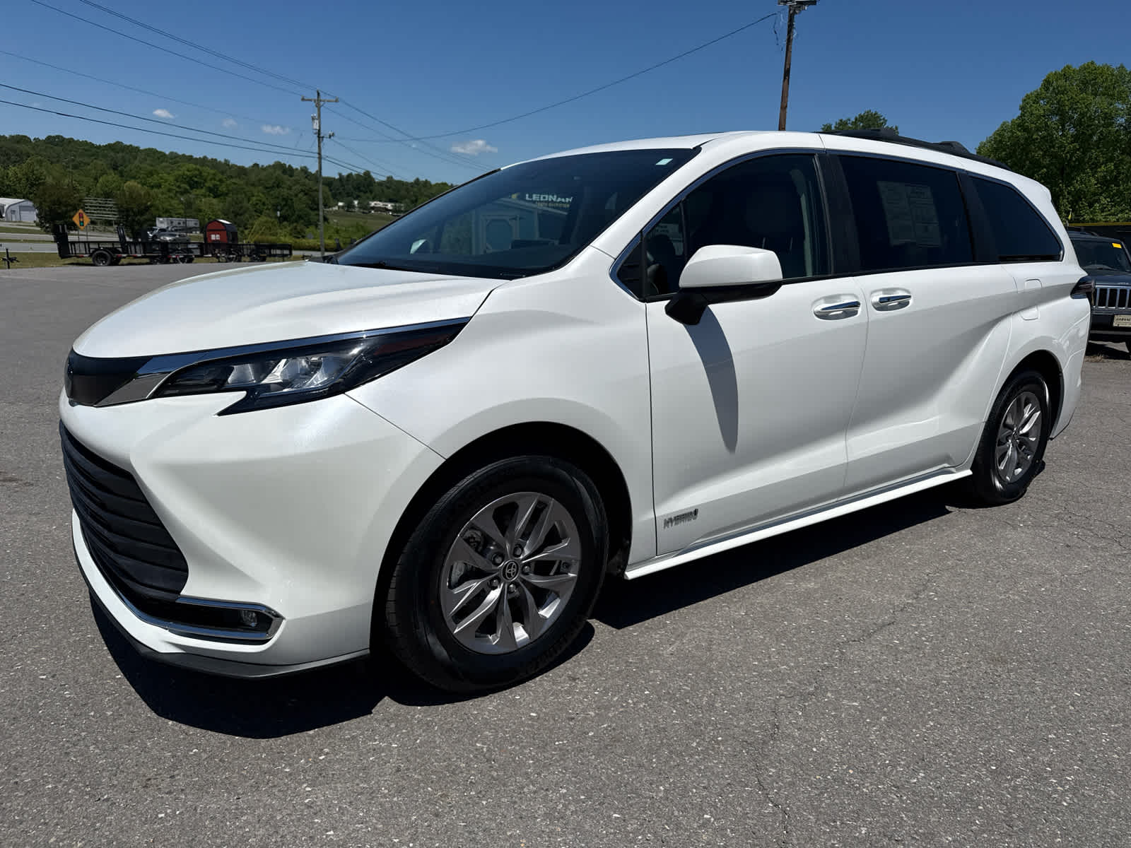 2021 Toyota Sienna XLE