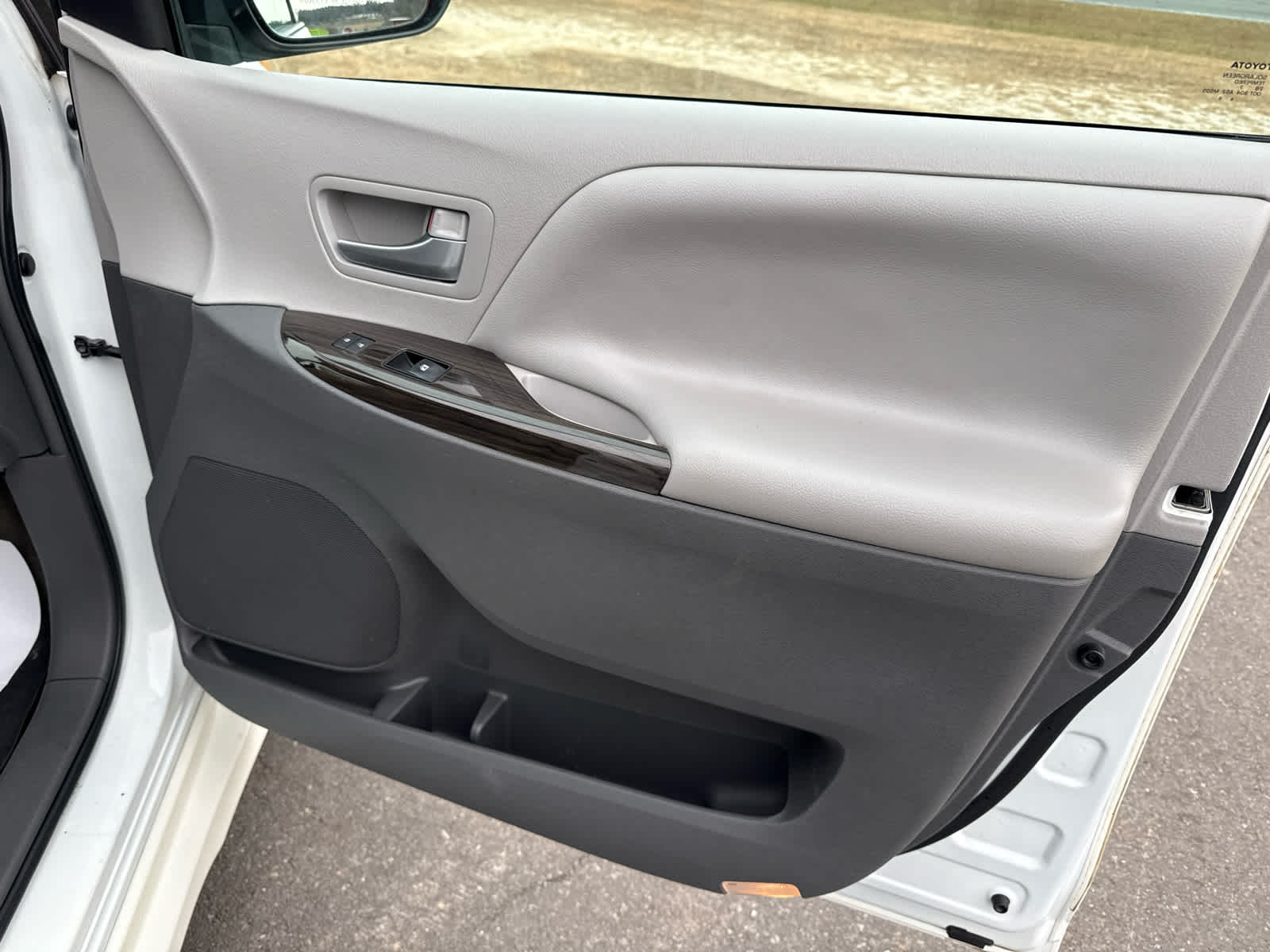 2018 Toyota Sienna XLE Auto Access Seat