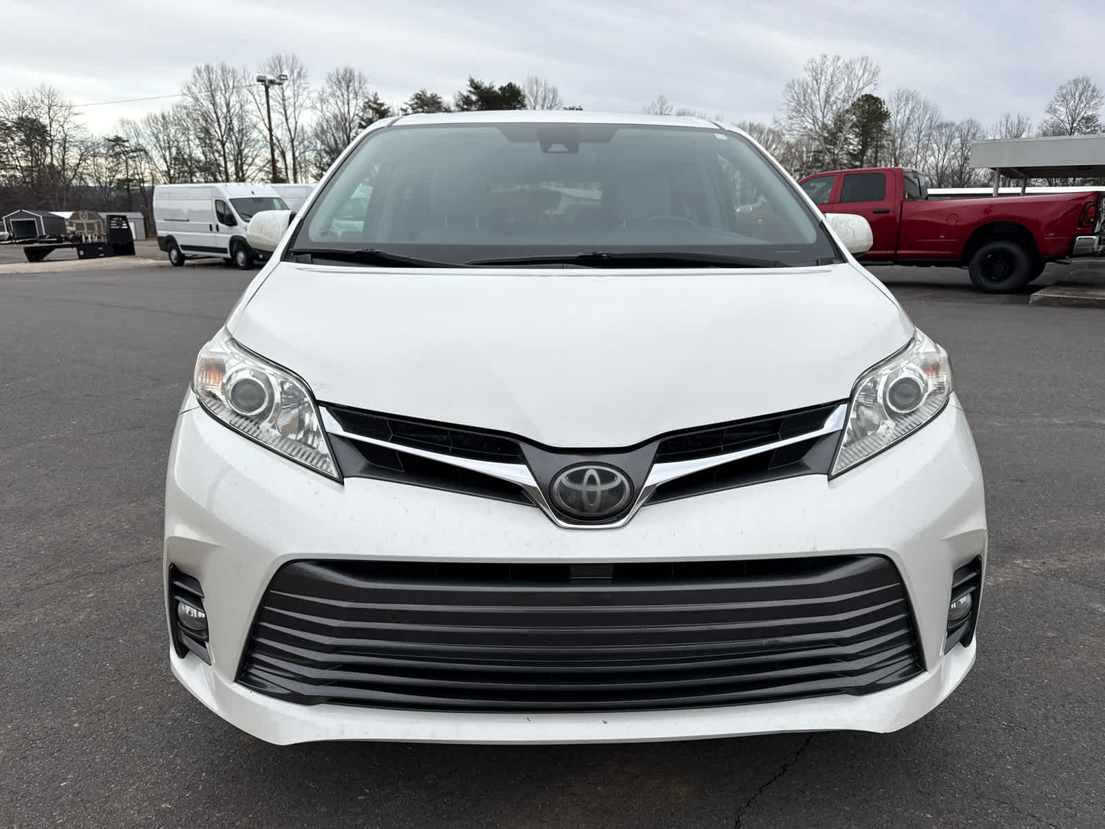 2018 Toyota Sienna XLE Auto Access Seat