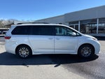 2020 Toyota Sienna XLE