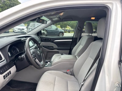 2019 Toyota Highlander LE