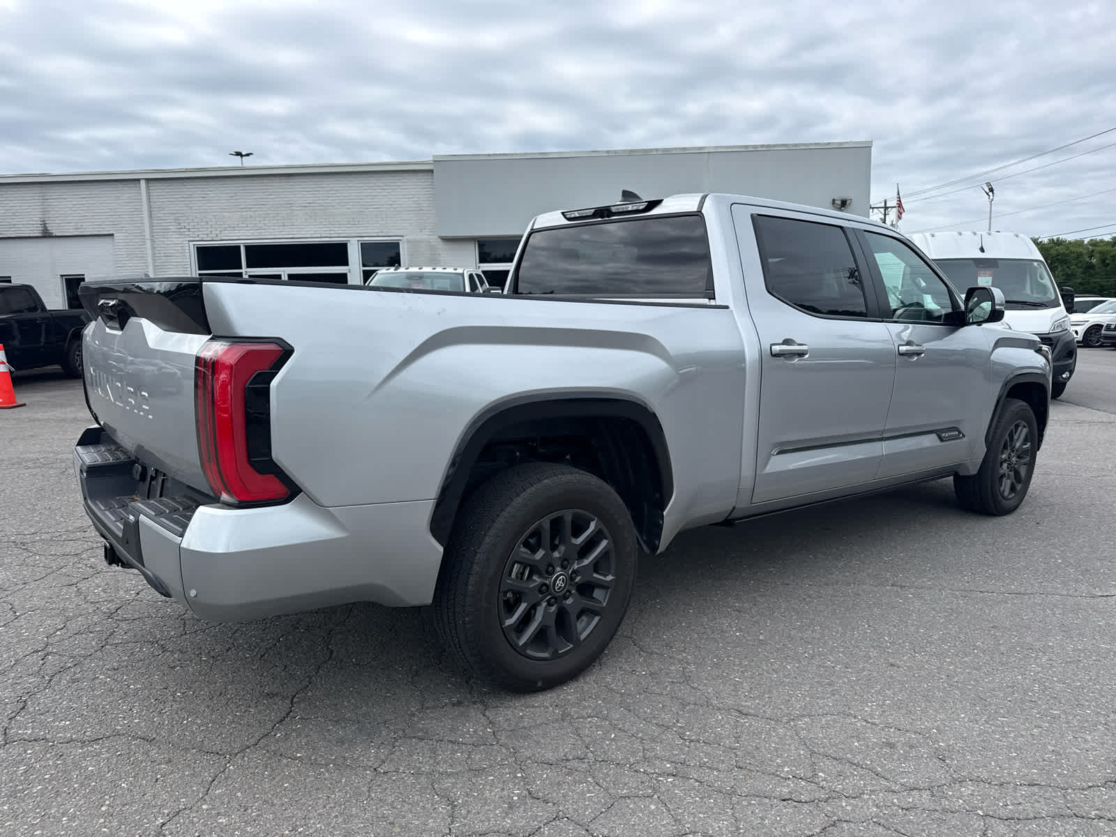 2025 Toyota Tundra Platinum