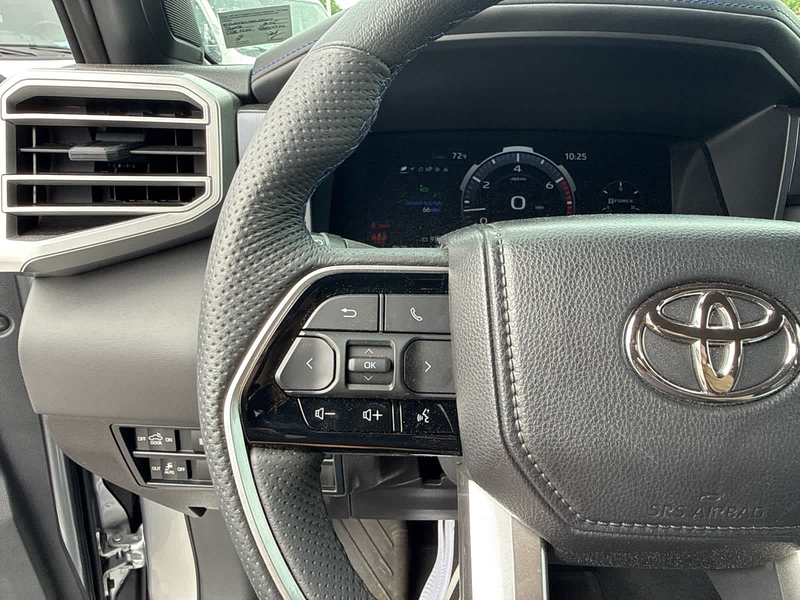 2025 Toyota Tundra Platinum