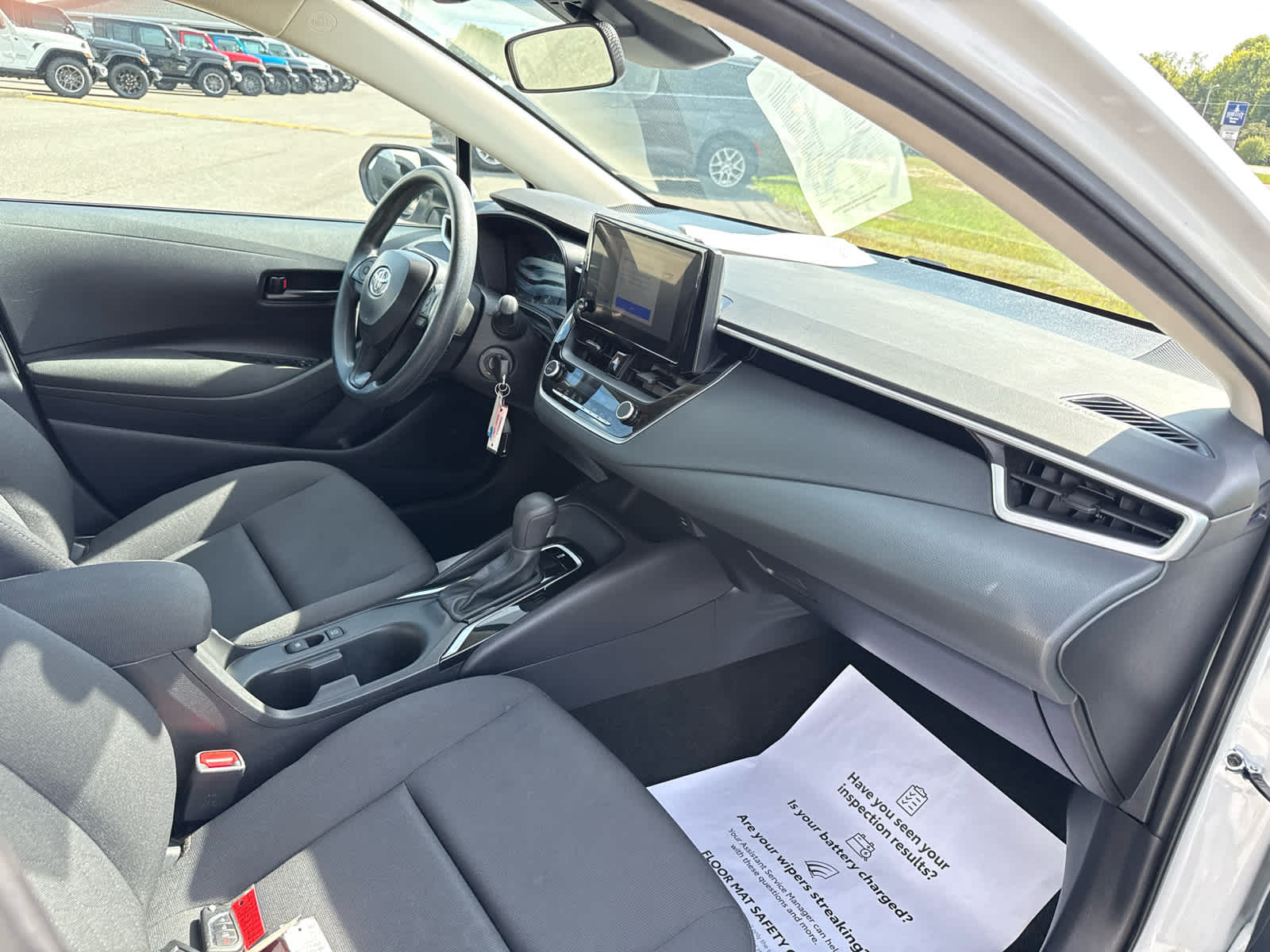 2025 Toyota Corolla LE