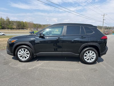 2024 Toyota Corolla Cross LE