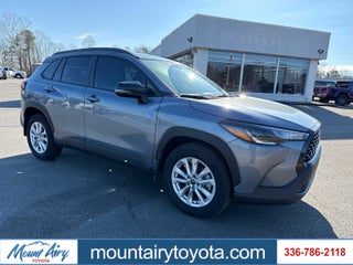 2025 Toyota Corolla Cross LE