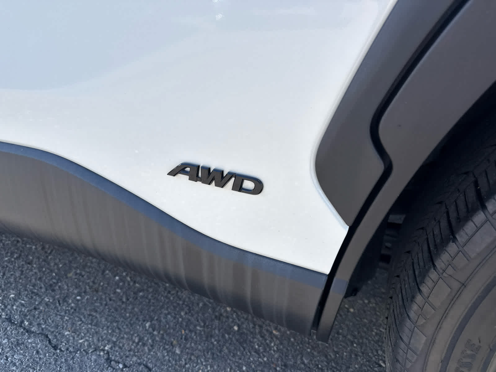 2024 Toyota Corolla Cross Hybrid XSE