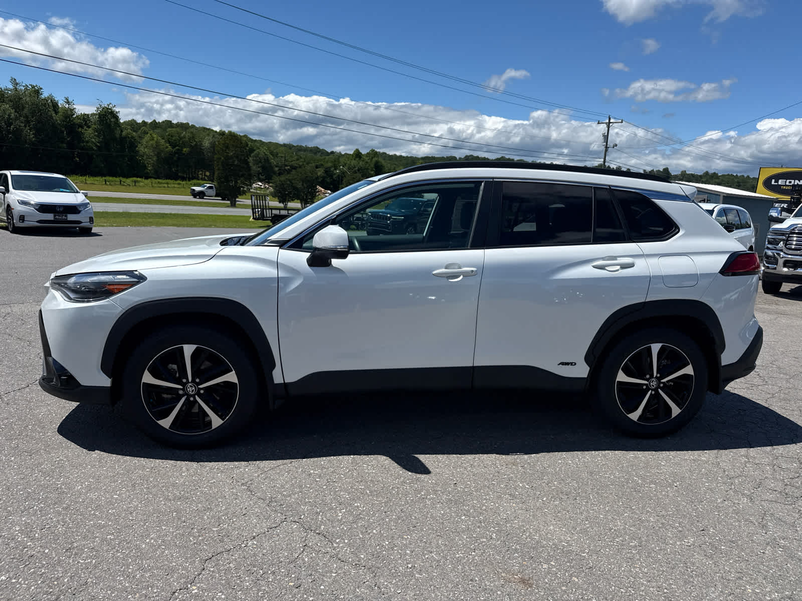 2024 Toyota Corolla Cross Hybrid XSE