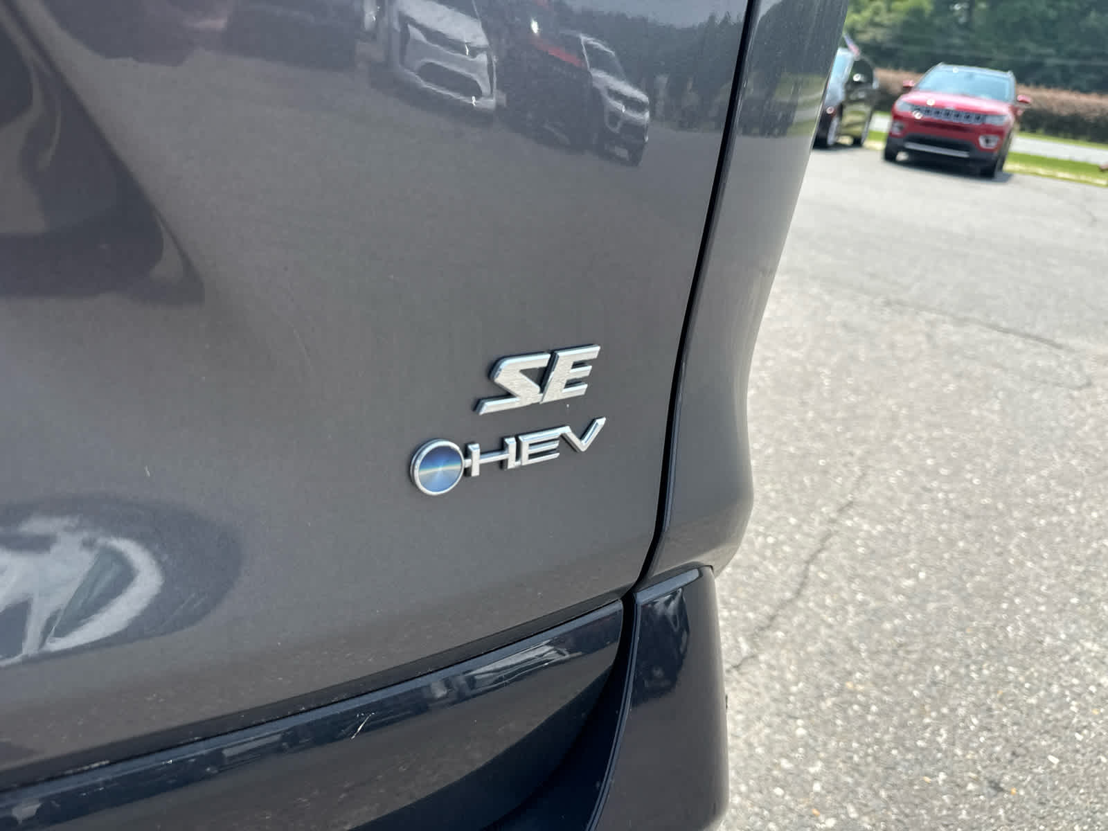 2025 Toyota RAV4 Hybrid SE