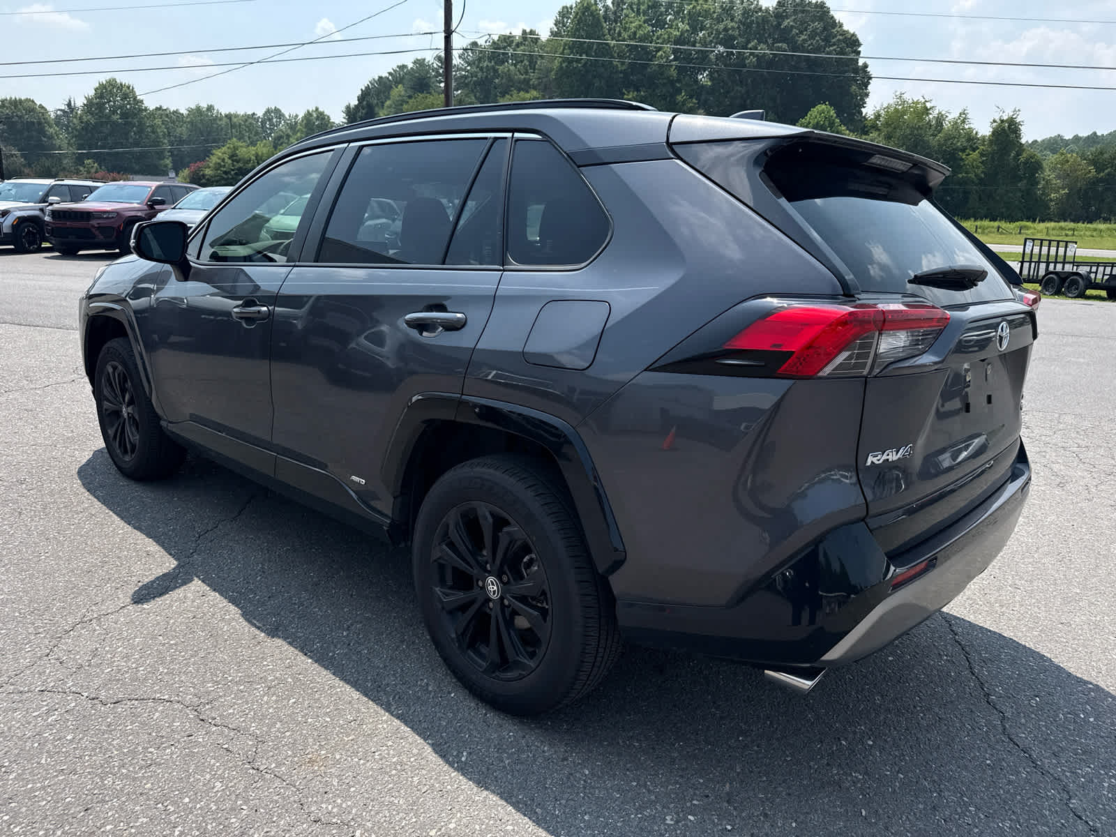 2025 Toyota RAV4 Hybrid SE