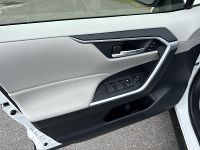 2025 Toyota RAV4 Hybrid XLE Premium