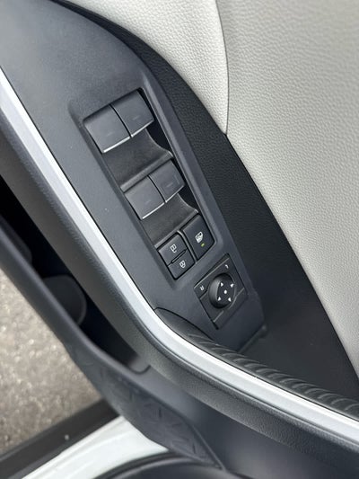 2025 Toyota RAV4 Hybrid XLE Premium