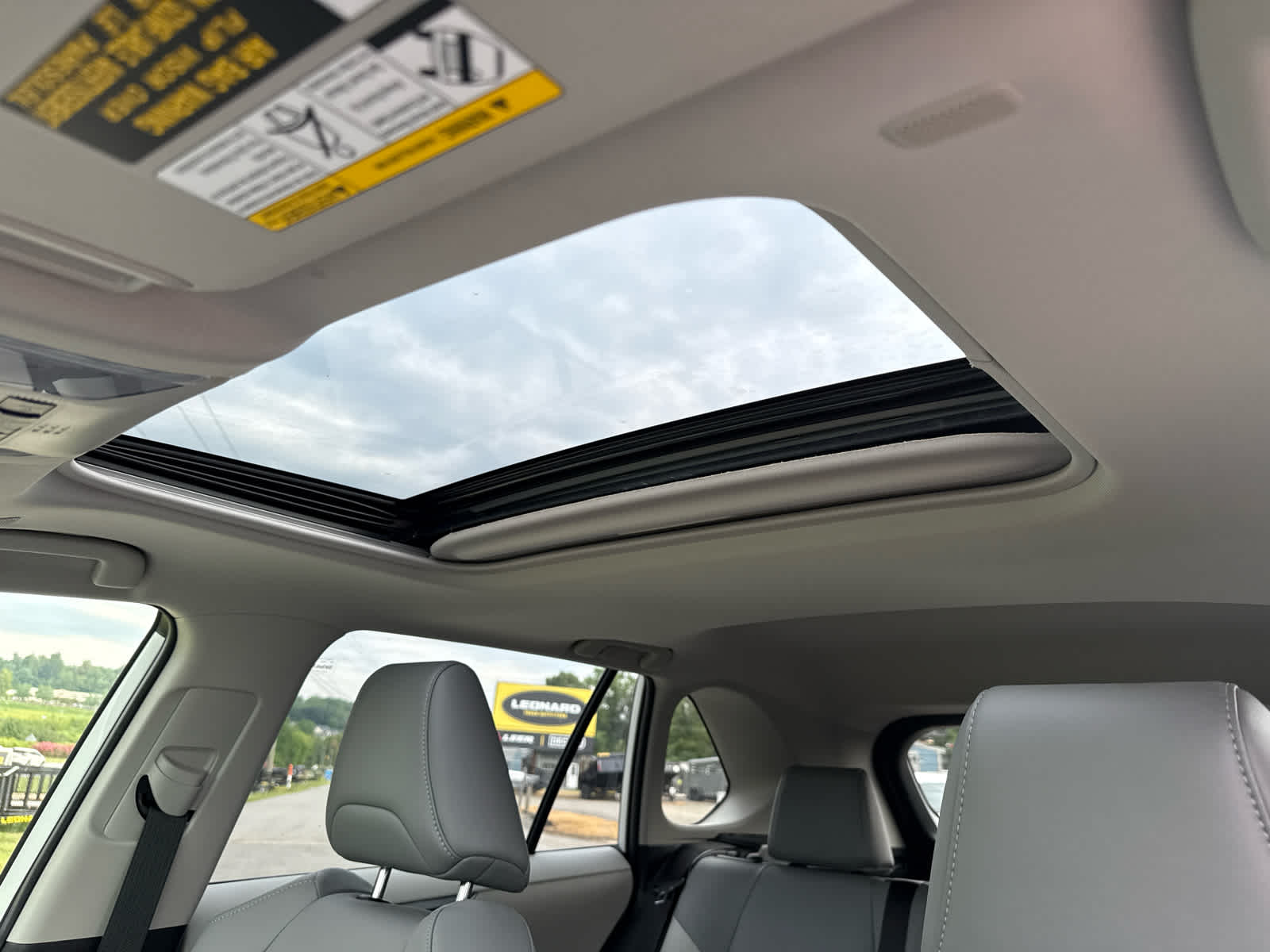 2025 Toyota RAV4 Hybrid XLE Premium