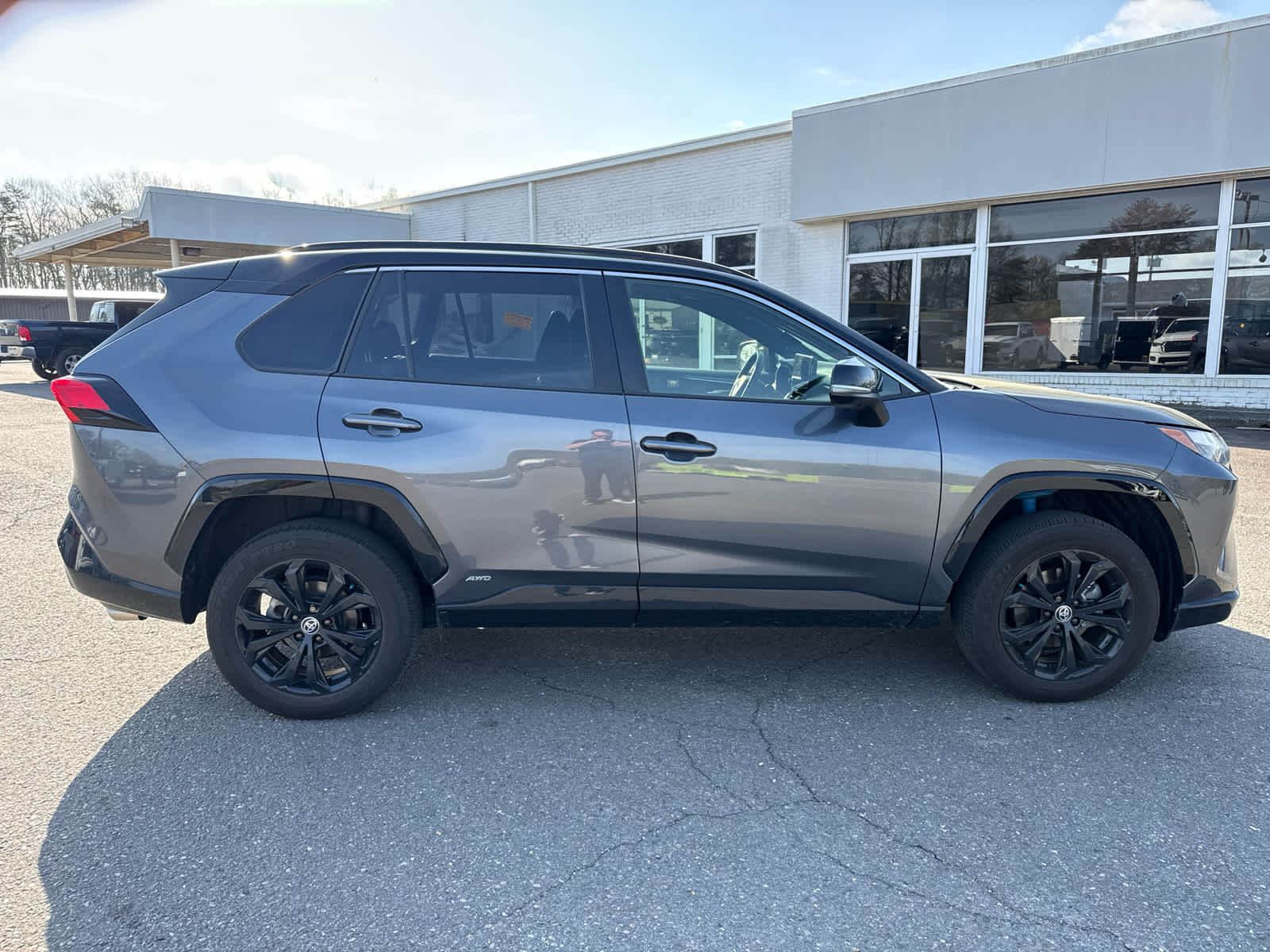 2024 Toyota RAV4 Hybrid XSE