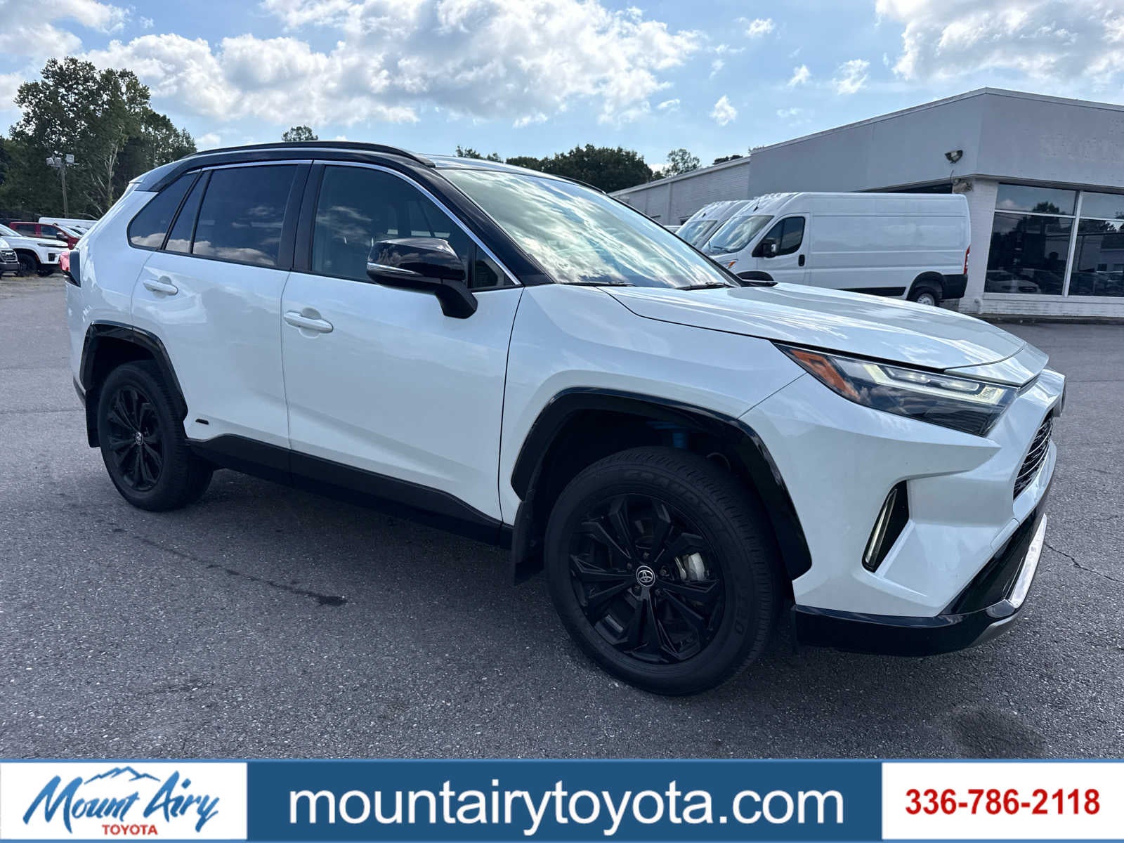 2025 Toyota RAV4 Hybrid XSE