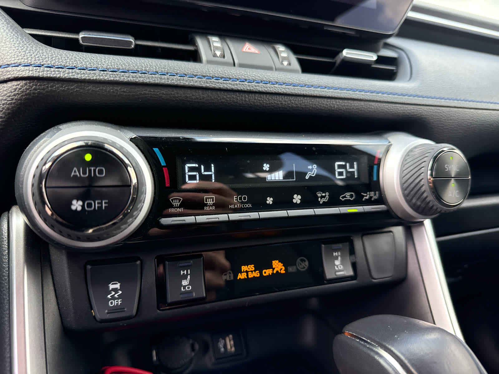 2025 Toyota RAV4 Hybrid XSE