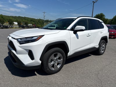 2022 Toyota RAV4 Hybrid XLE
